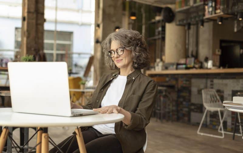 small business owner using create commerce